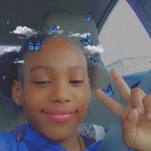 Meet your Posher, Dariana